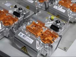 比亞迪的能量密度小目標：兩年內(nèi)磷酸鐵鋰180wh/kg