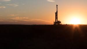 侯明揚：美國頁巖油產(chǎn)量增長機遇與挑戰(zhàn)并存