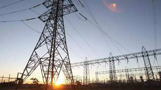 江蘇電網首臺大容量同步調相機并網成功