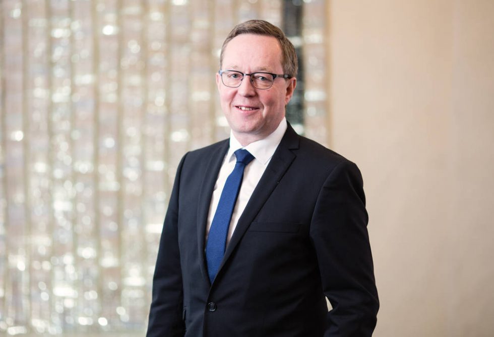 芬蘭推遲訪問泰國8月份