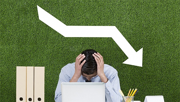 新能源汽車上下游呈“冰火兩重天” 碳酸鋰龍頭股到買點了嗎？