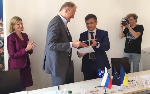 斯洛文尼亞在日托米爾建造的11兆瓦太陽(yáng)能發(fā)電廠