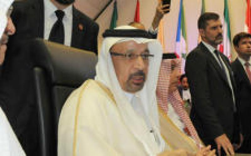 沙特宣布恢復經曼德海峽石油出口