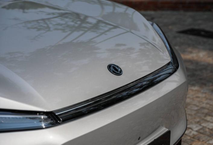 周鋒任東風(fēng)汽車集團(tuán)有限公司副總經(jīng)理、黨委常委