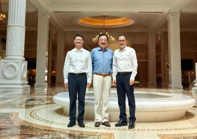 中國(guó)長(zhǎng)安汽車集團(tuán)董事長(zhǎng)，拜訪任正非