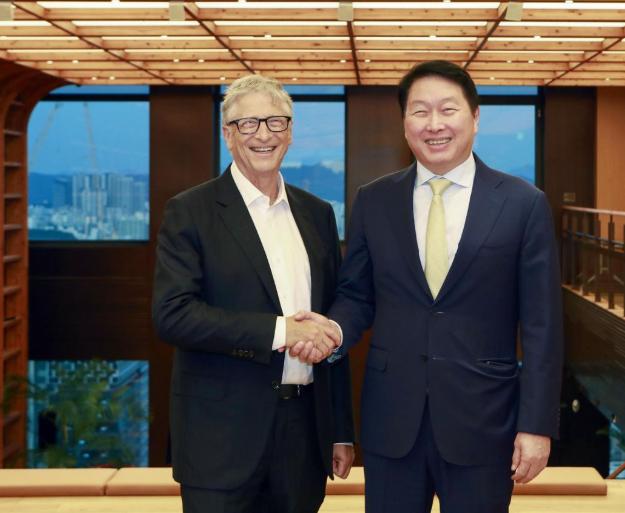 比爾·蓋茨會見韓國商界領袖，探討在小型模塊化反應堆領域開展合作