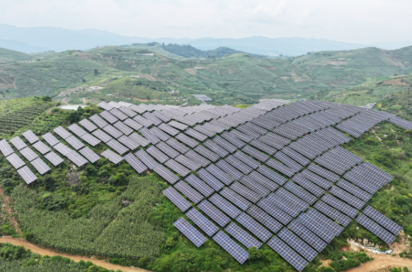 云南彌勒大麥地光伏電站實現(xiàn)并網
