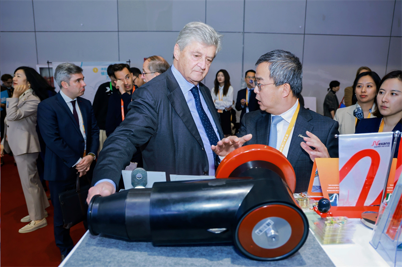 耐克森再度亮相進(jìn)博會以創(chuàng)新電氣化技術(shù)助力中國深海發(fā)展戰(zhàn)略