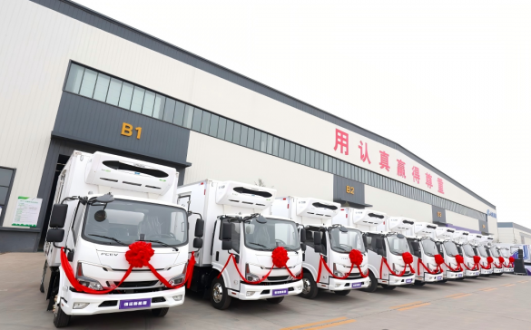 河南濮陽(yáng)交付150臺(tái)氫燃料電池冷藏車投入運(yùn)營(yíng)
