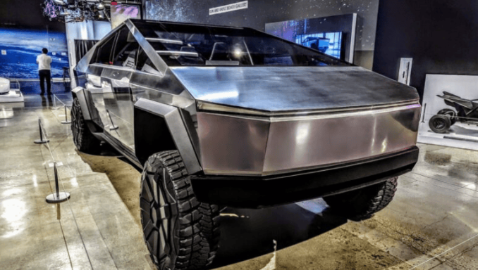 特斯拉Cybertruck新款四驅版發布，售價59990美元