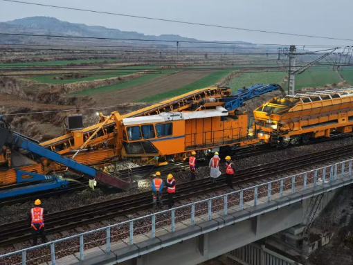 我國重要能源通道瓦日鐵路完成春季集中修施工